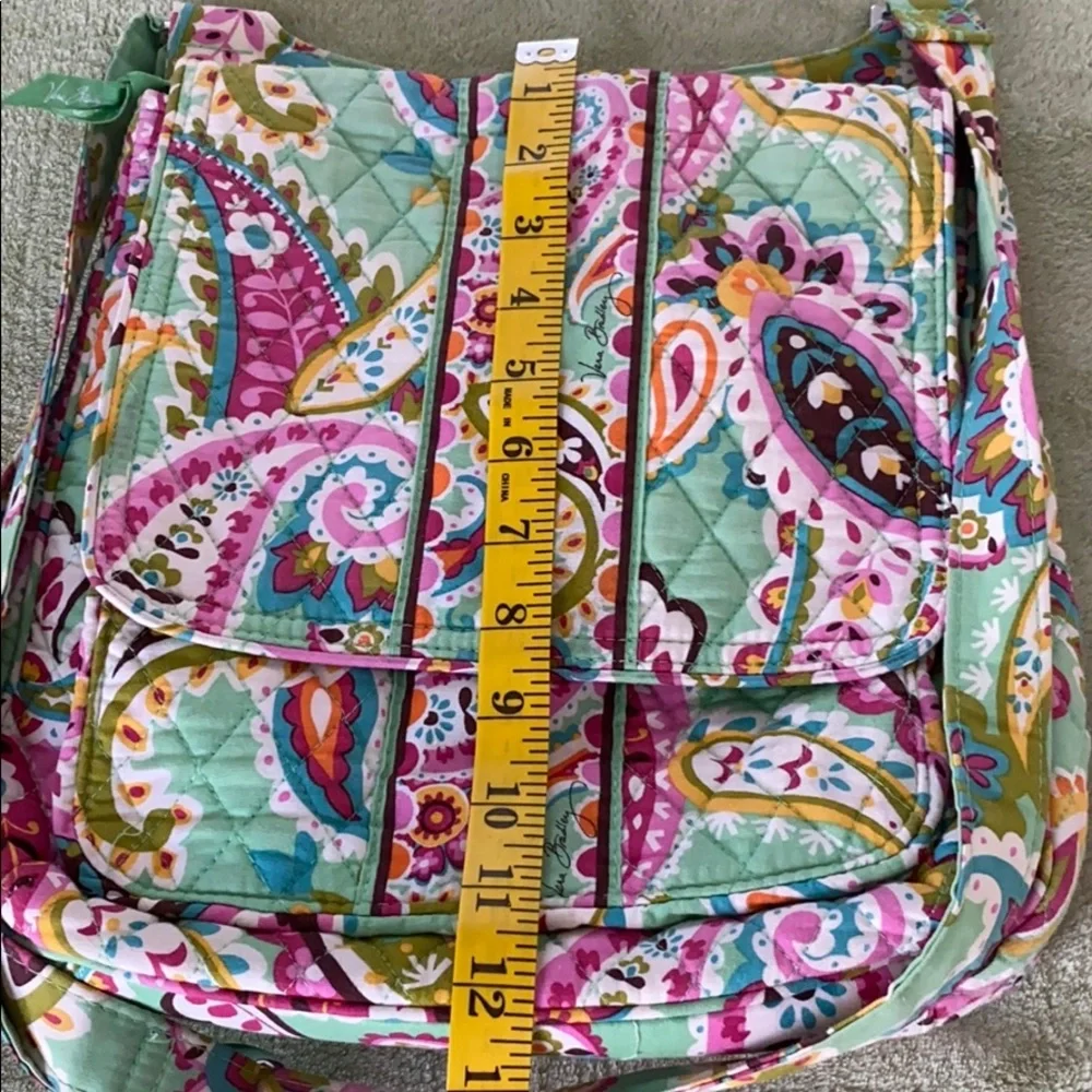Vera Bradley crossbody purse Paisley green